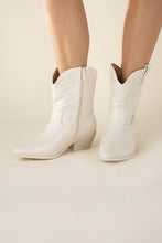 Load image into Gallery viewer, WILLA-1 WESTERN BOOTIES