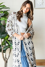 Load image into Gallery viewer, Veveret Geometric Open Front Three-Quarter Sleeve Cardigan