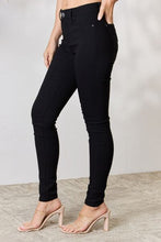 Load image into Gallery viewer, YMI Jeanswear Hyperstretch Mid-Rise Skinny Jeans