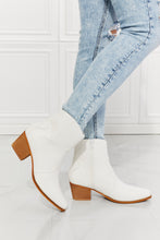Load image into Gallery viewer, MMShoes Watertower Town Faux Leather Western Ankle Boots in White