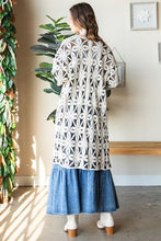 Load image into Gallery viewer, Veveret Geometric Open Front Three-Quarter Sleeve Cardigan